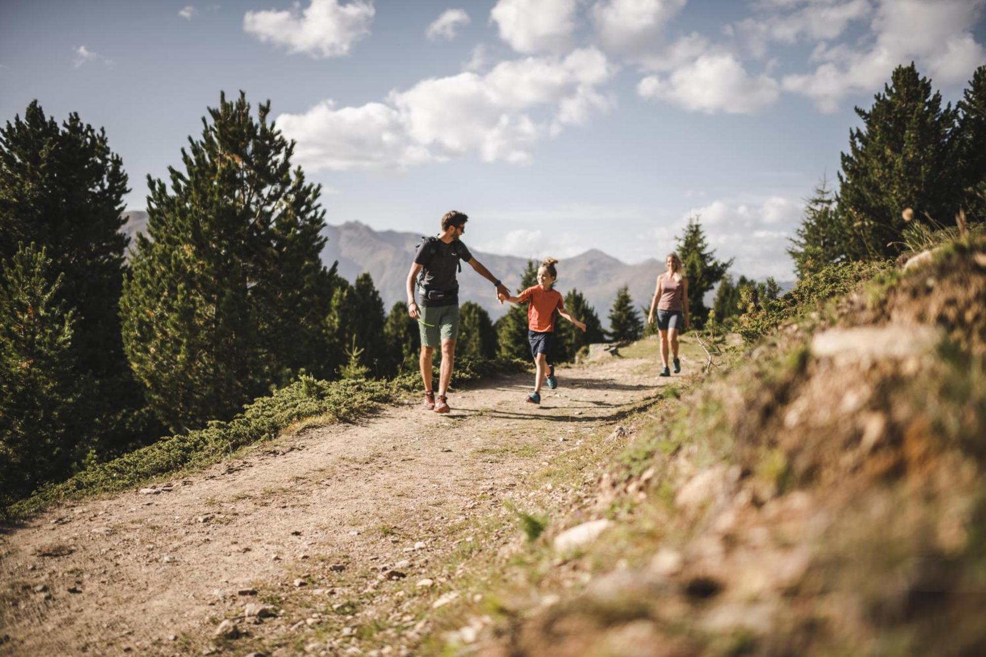 Ferien & Wellnesshotel Windschar Bruneck Buitenkant foto